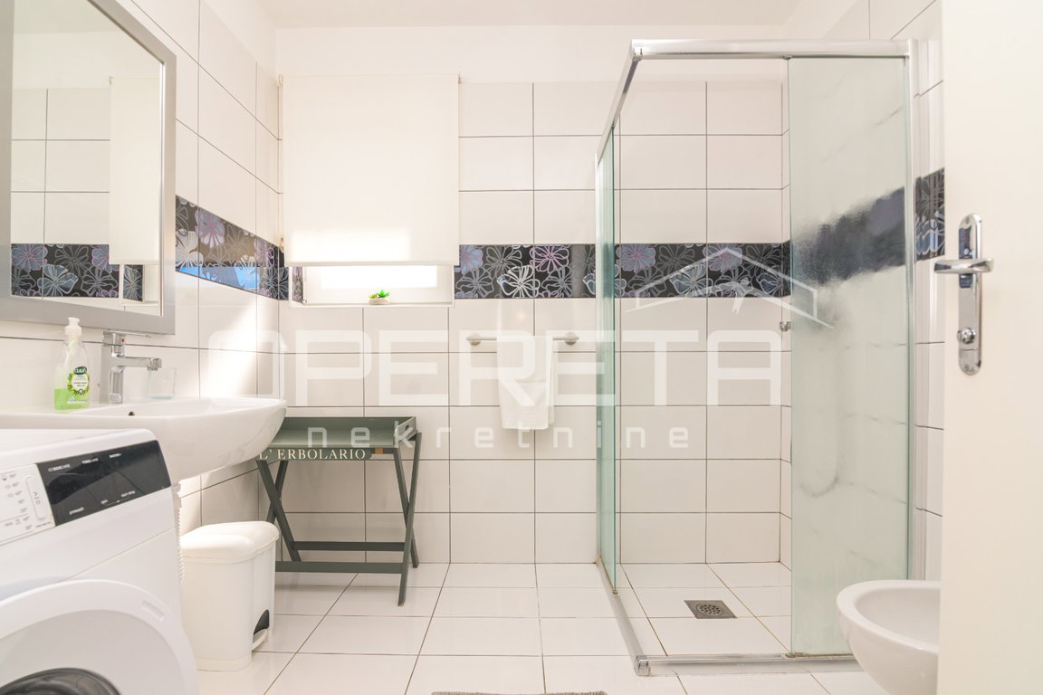 OPERETA 609744