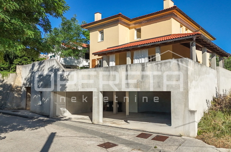 OPERETA 609748