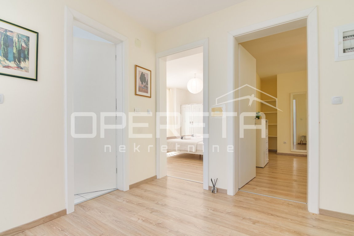 OPERETA 609759