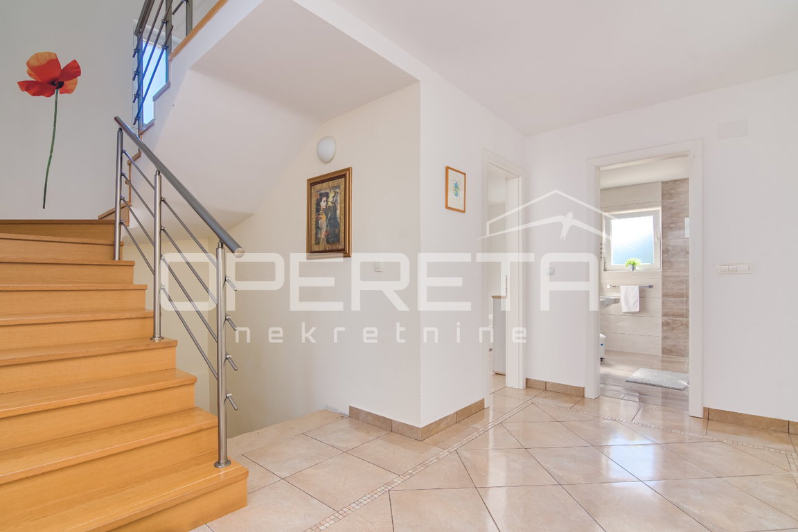 OPERETA 609765