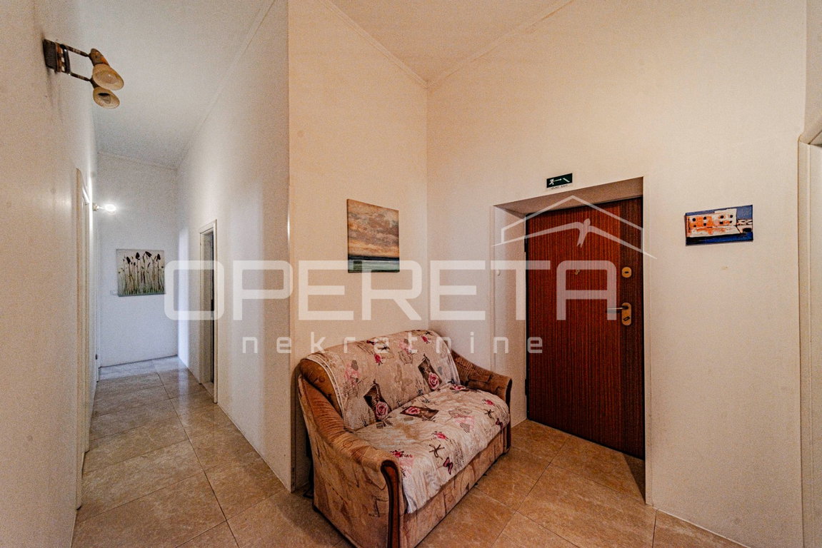 OPERETA 610563