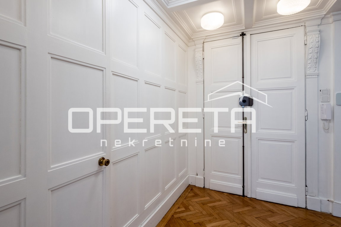 OPERETA 610935