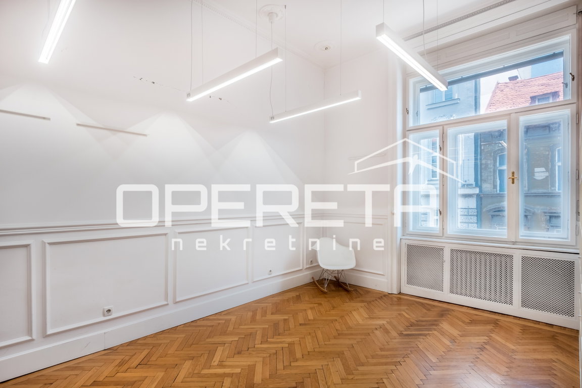 OPERETA 610939