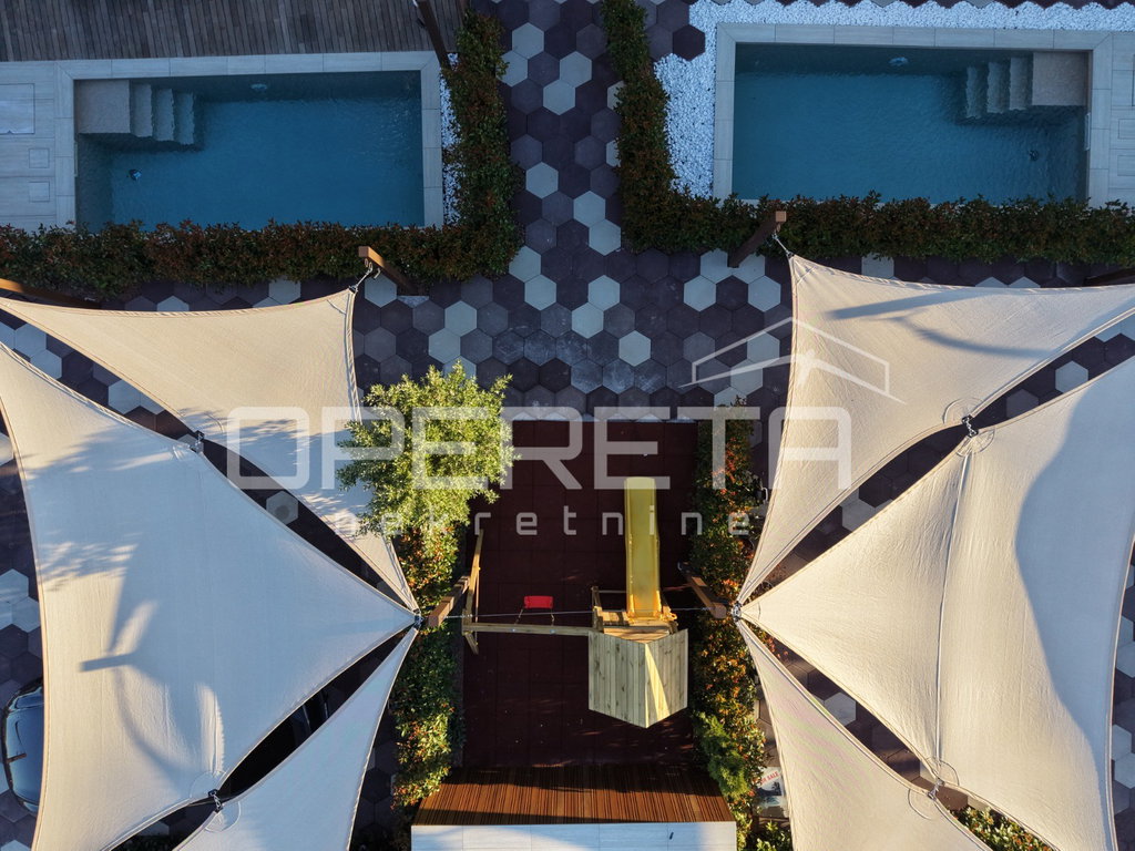 OPERETA 610975
