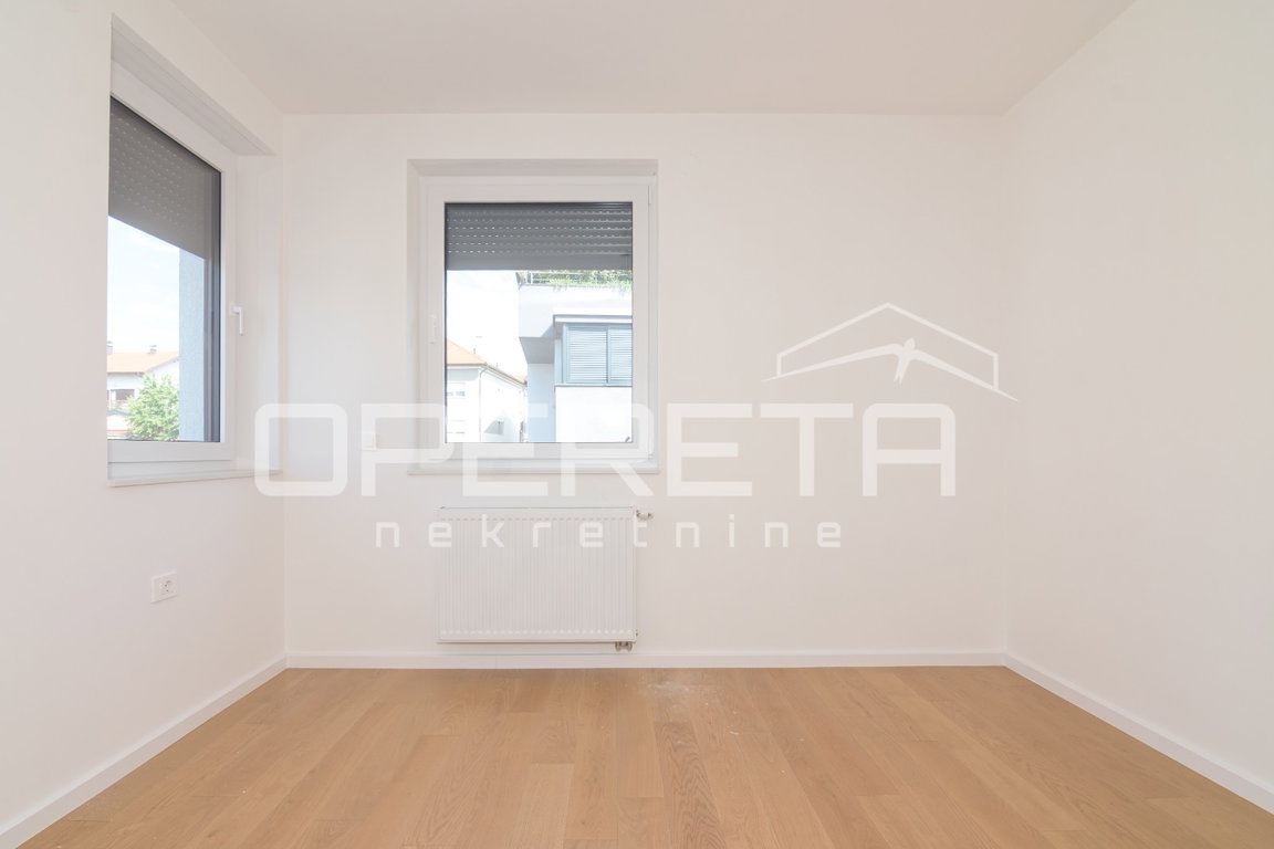 OPERETA 611296