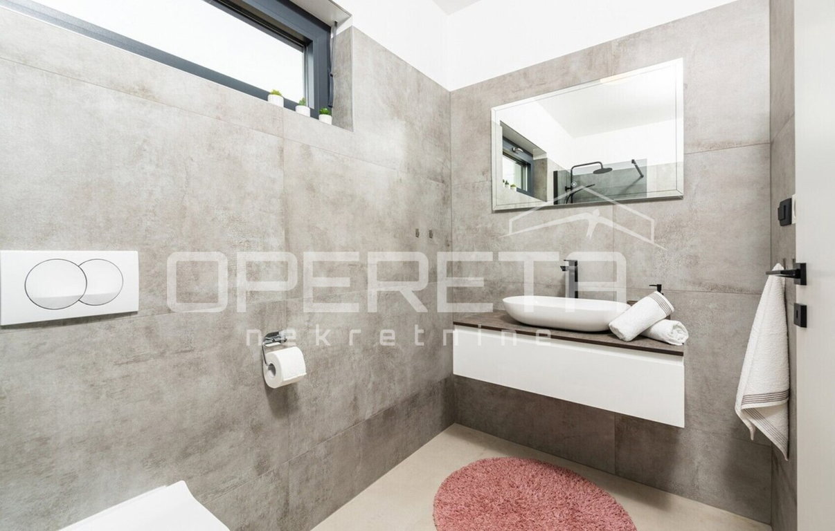 OPERETA 611452