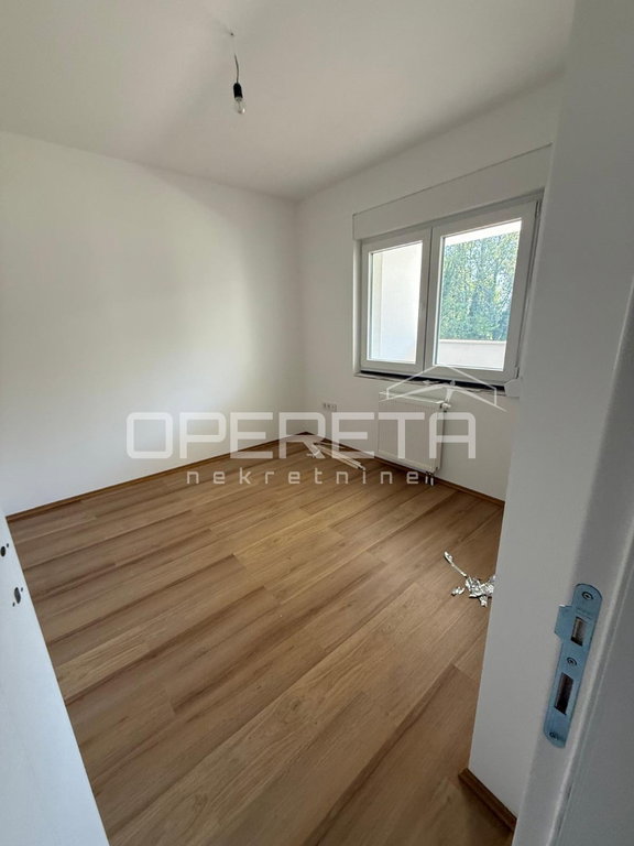 OPERETA 611615