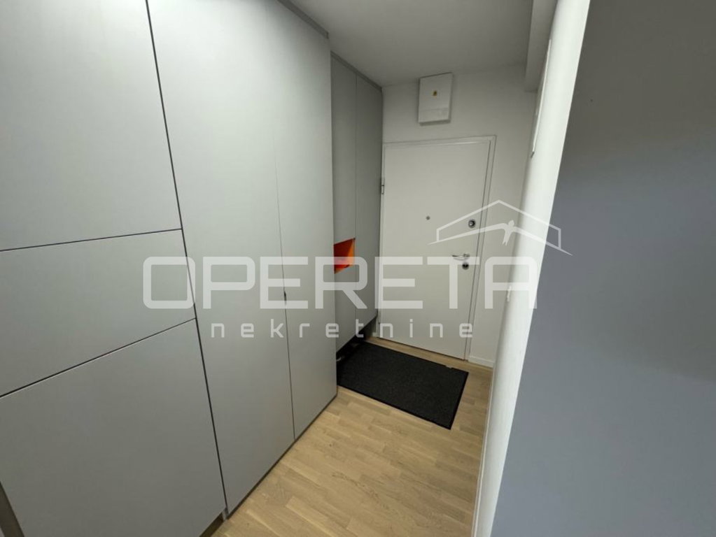 OPERETA 611718