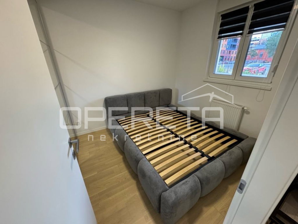 OPERETA 611729
