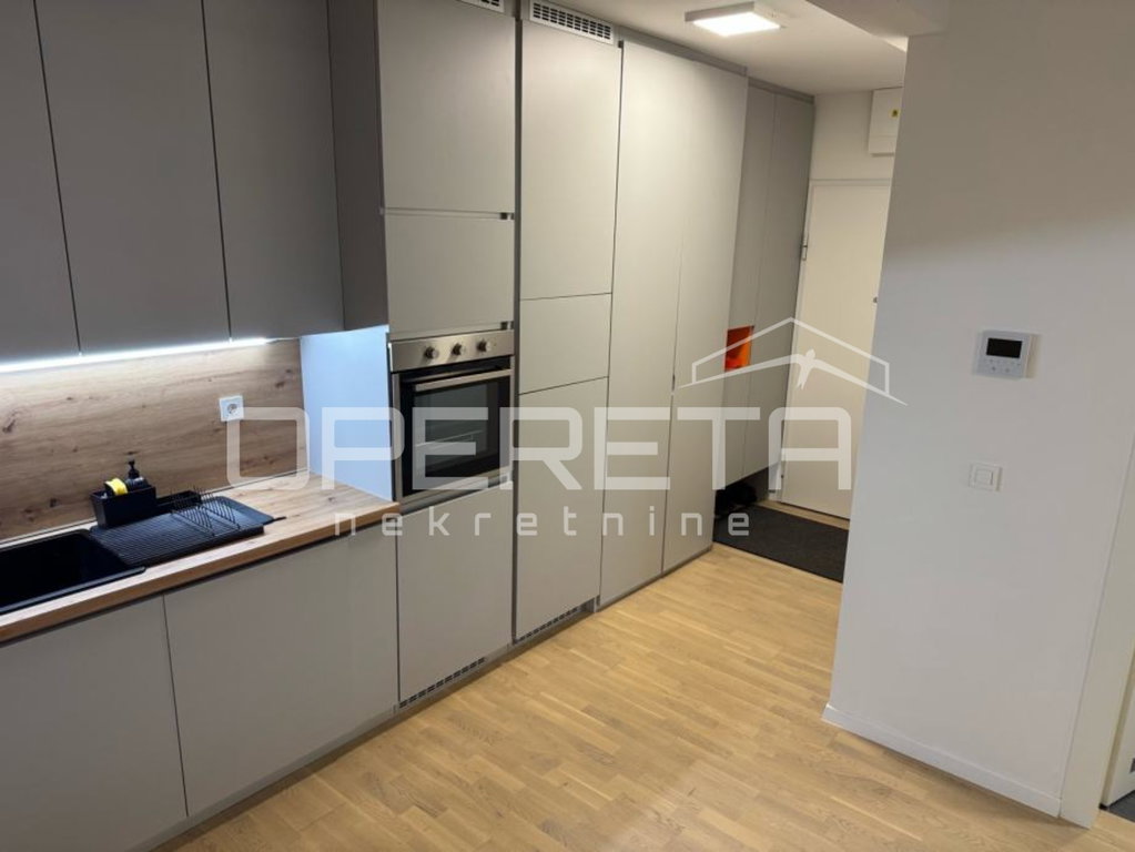 OPERETA 611731