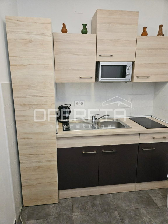 OPERETA 611775
