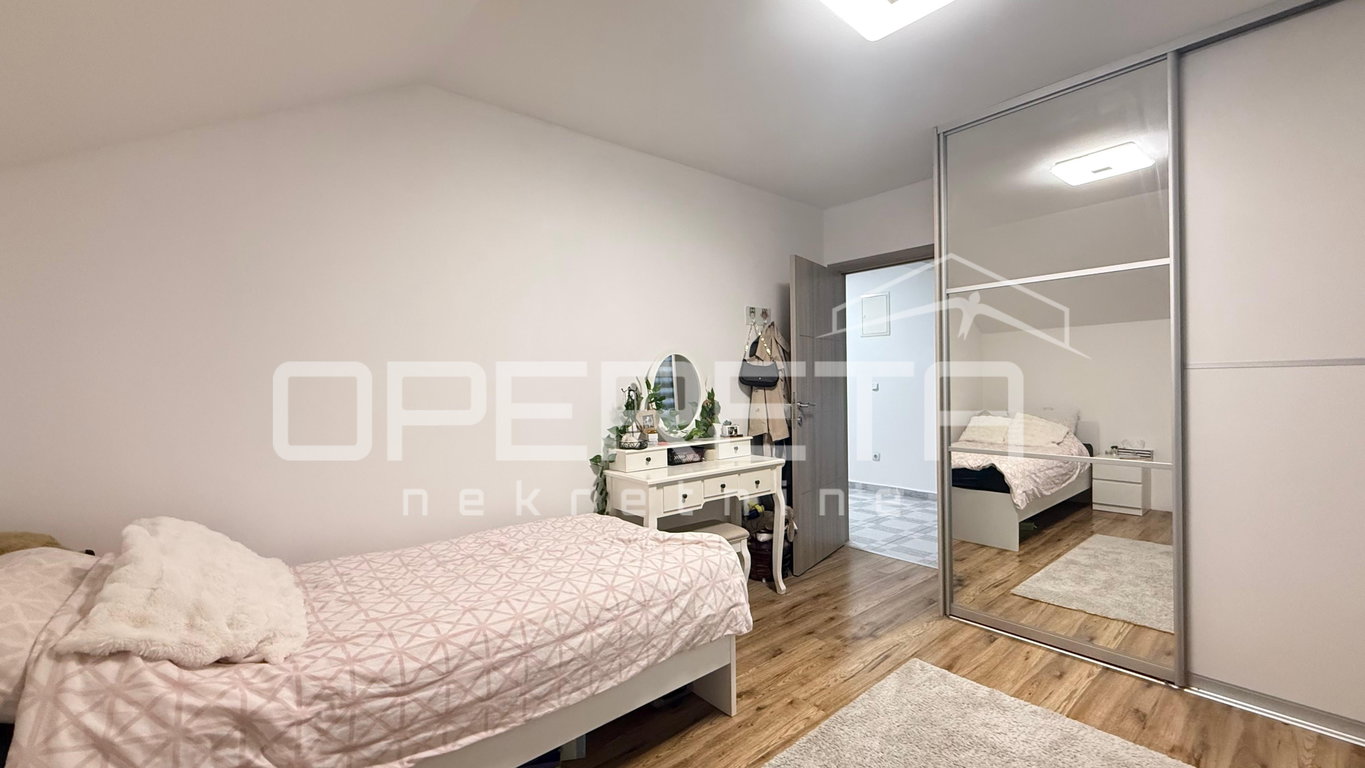OPERETA 612381