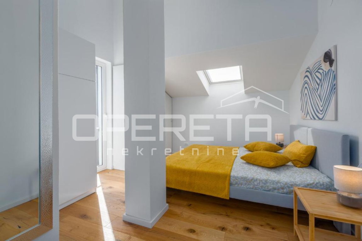 OPERETA 612448