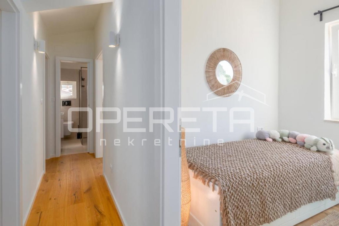 OPERETA 612453