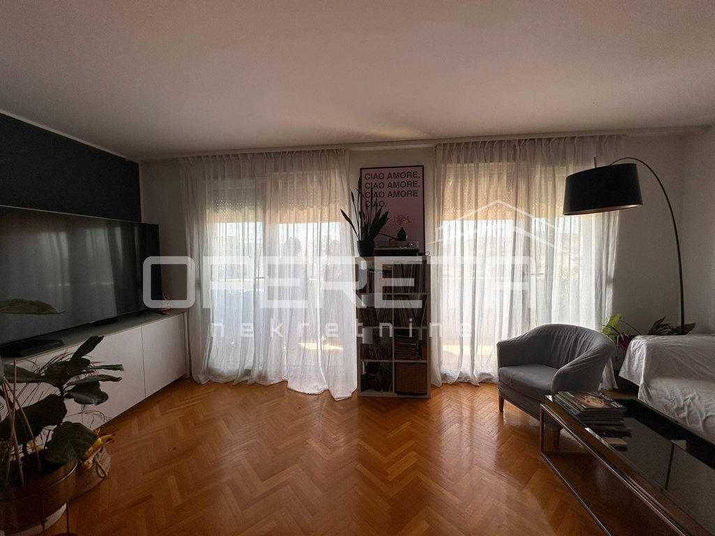 OPERETA 612539