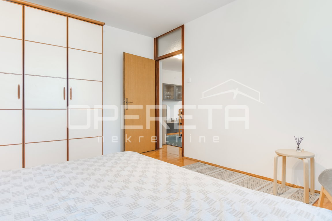 OPERETA 612551