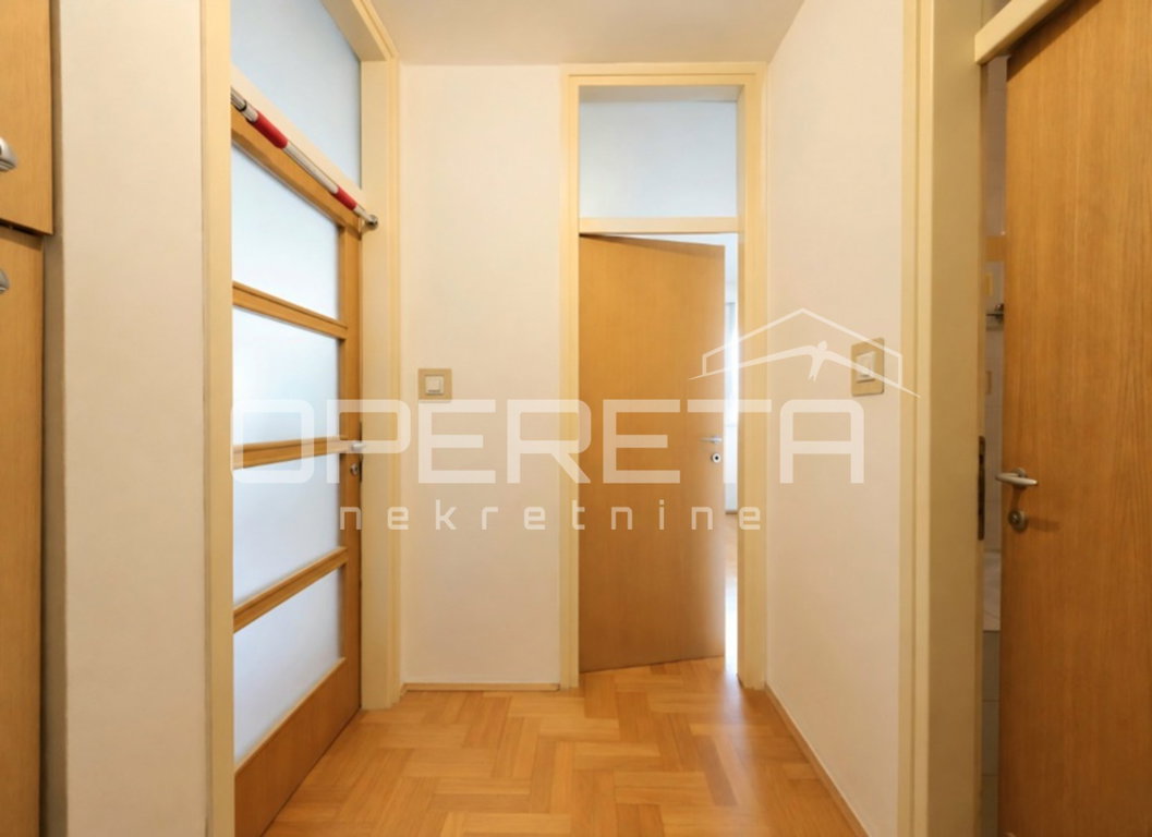 OPERETA 612780