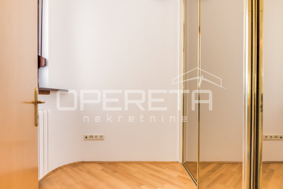 OPERETA 613534