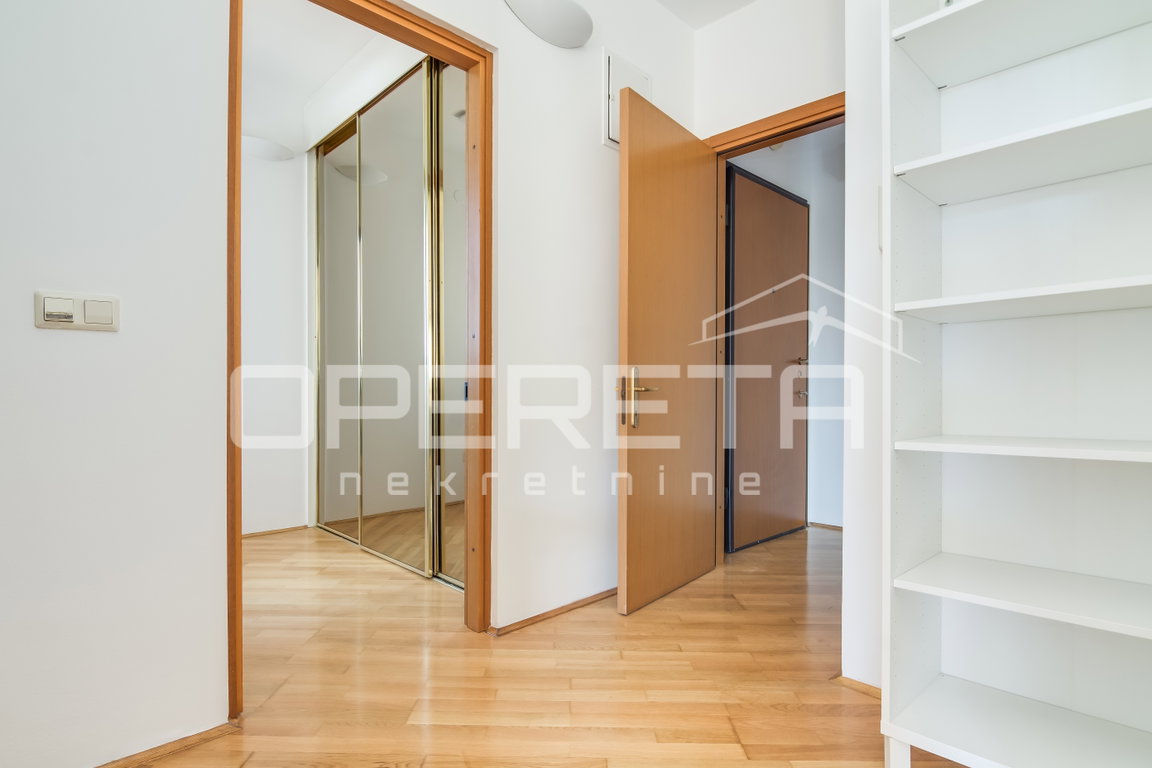 OPERETA 613536