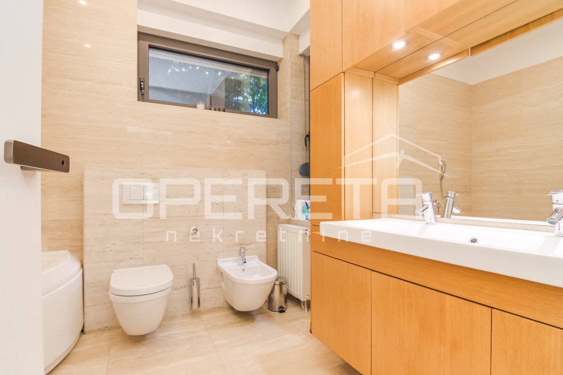 OPERETA 613897