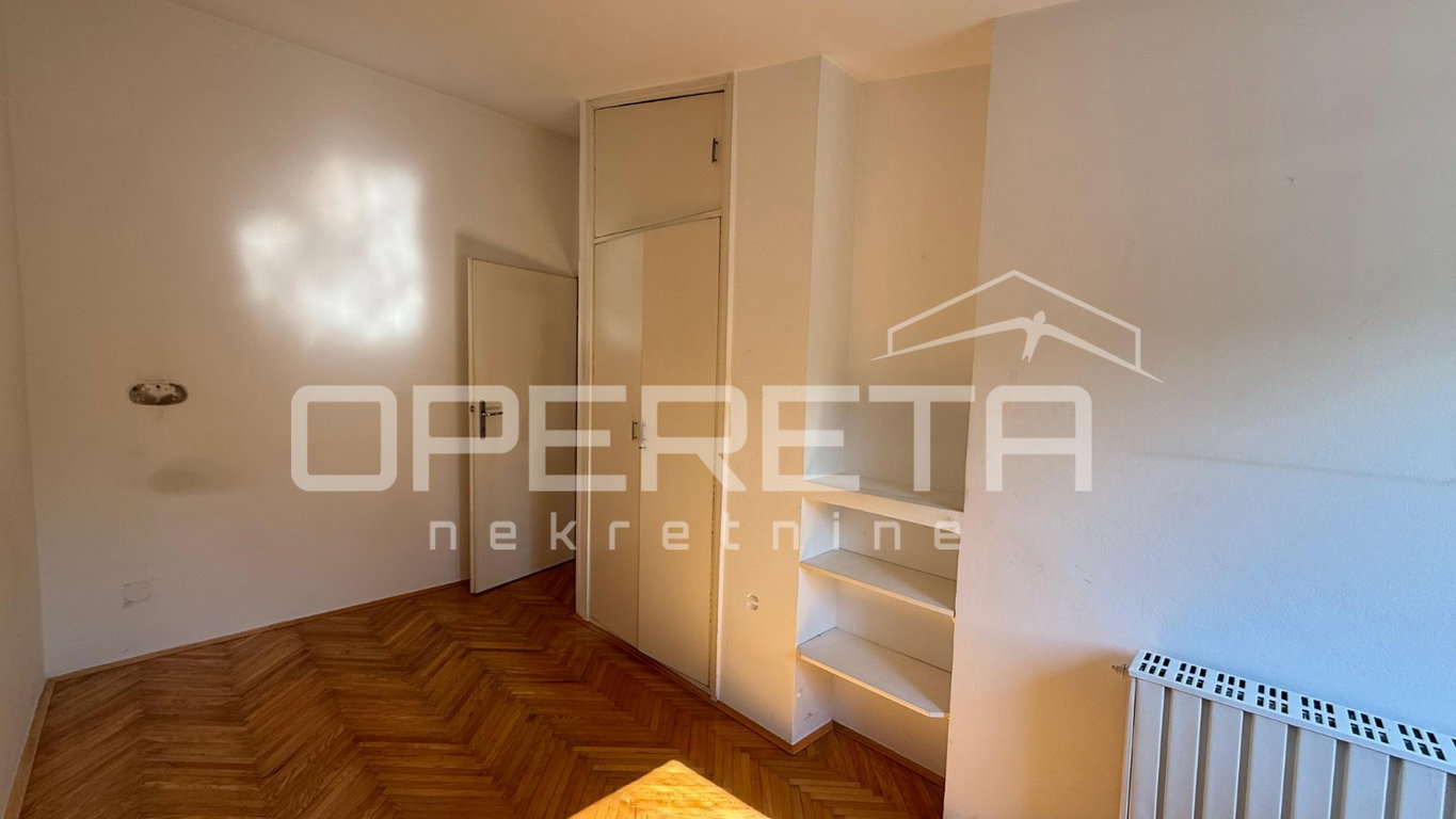 OPERETA 614424