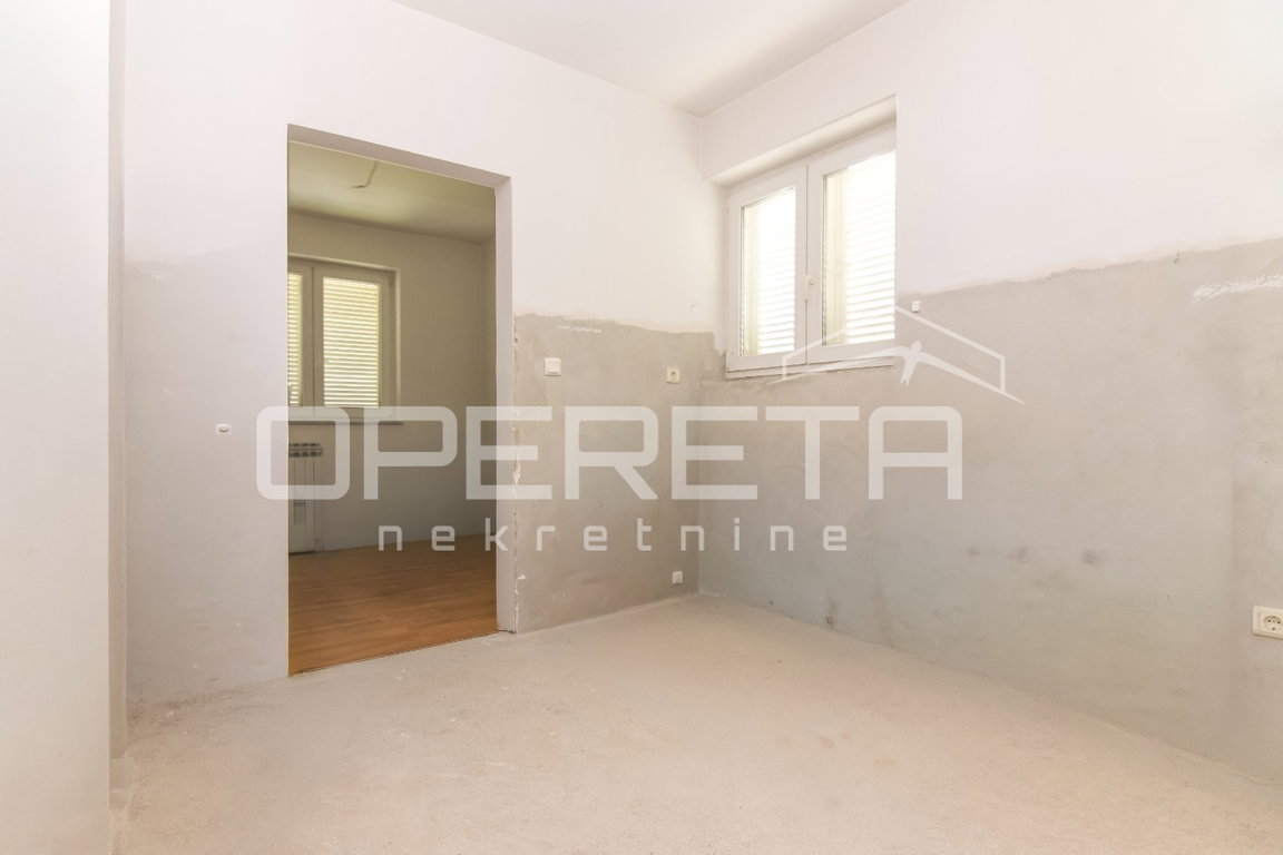 OPERETA 614627