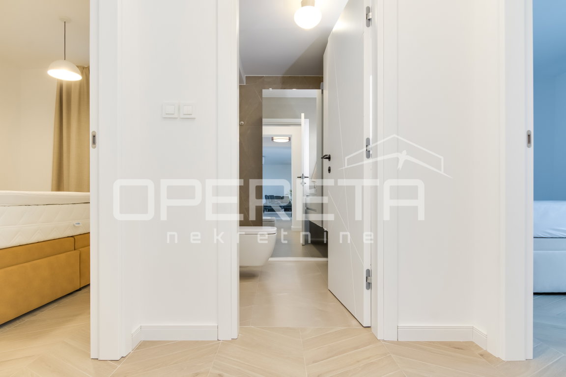 OPERETA 614815