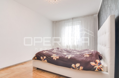 OPERETA 614942