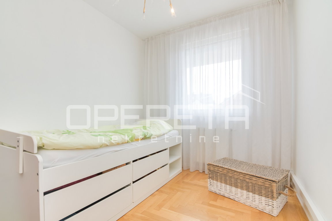 OPERETA 614944