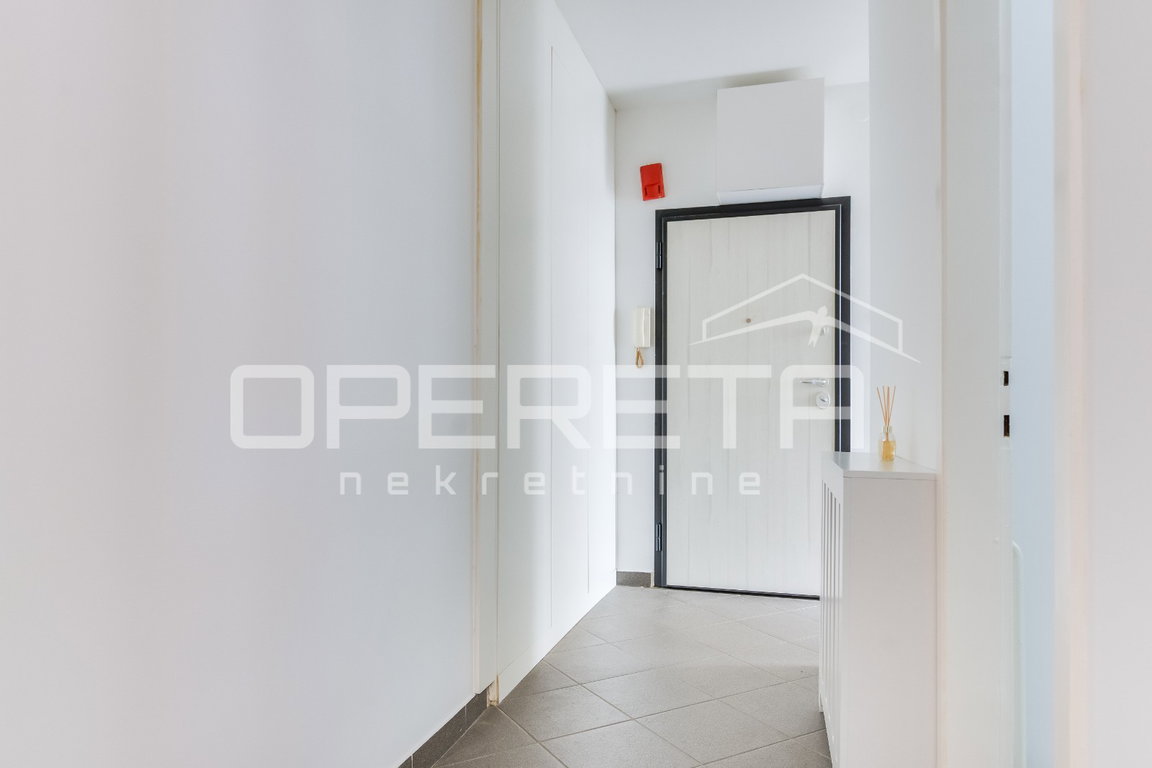 OPERETA 614986