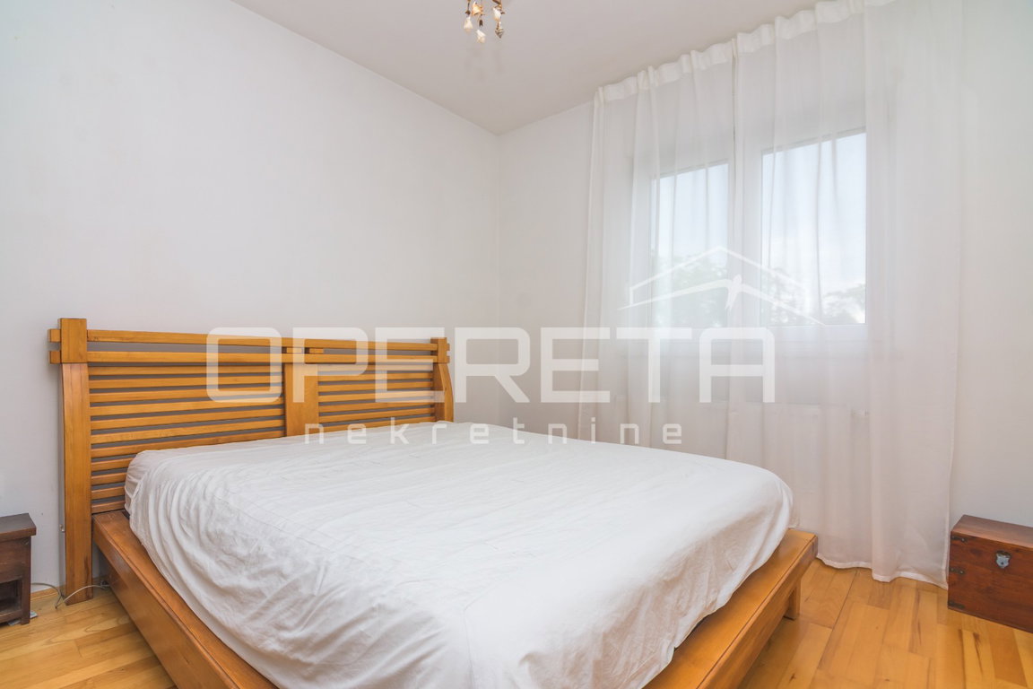 OPERETA 614995