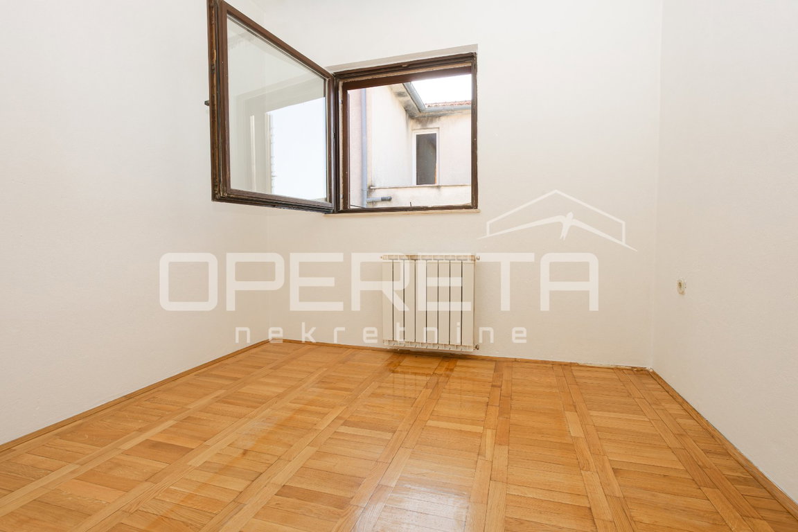 OPERETA 615639