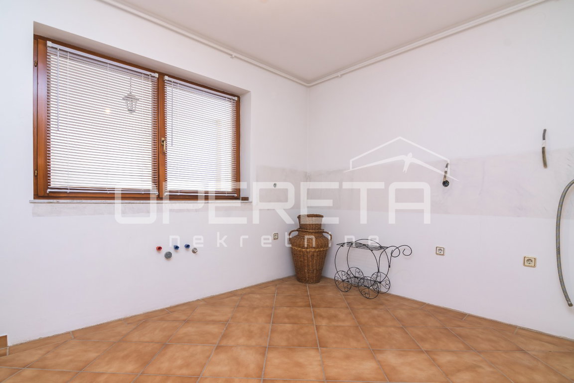 OPERETA 615735