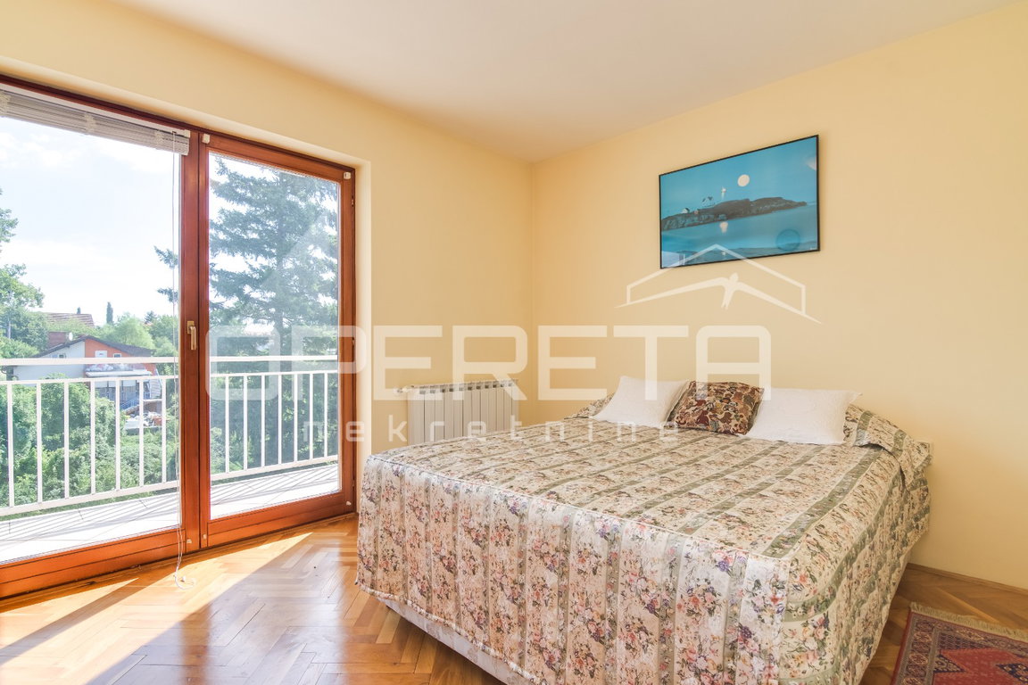 OPERETA 615746