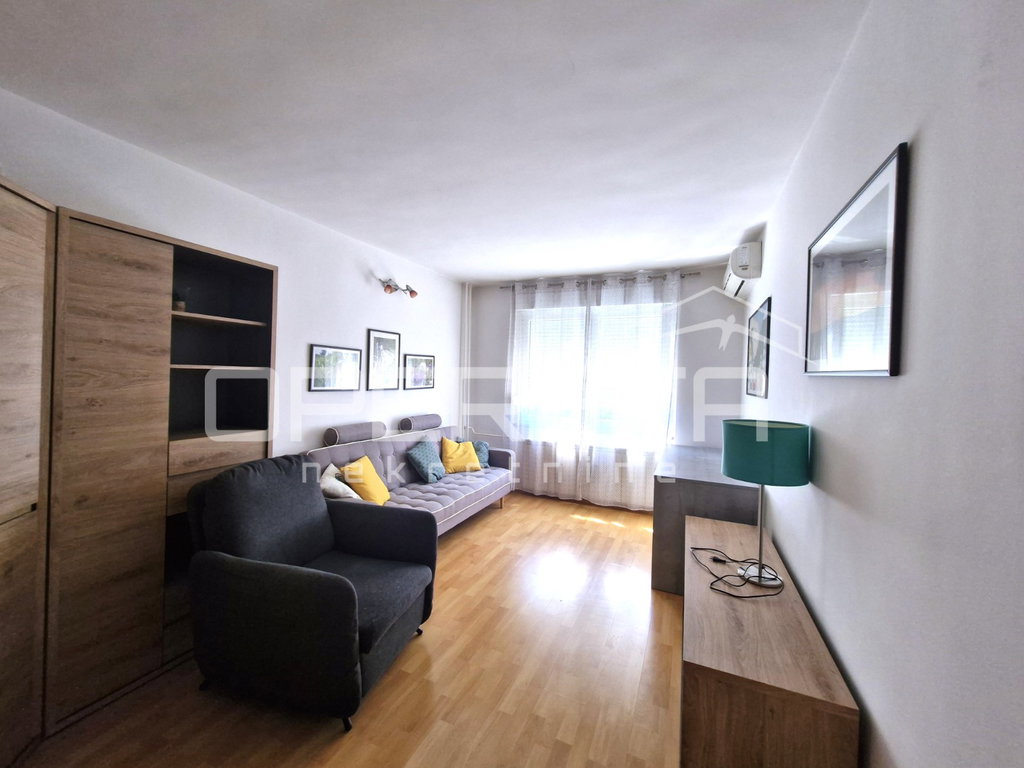 OPERETA 615847