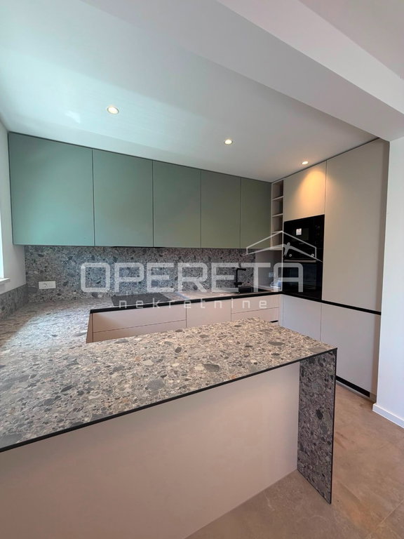 OPERETA 616120