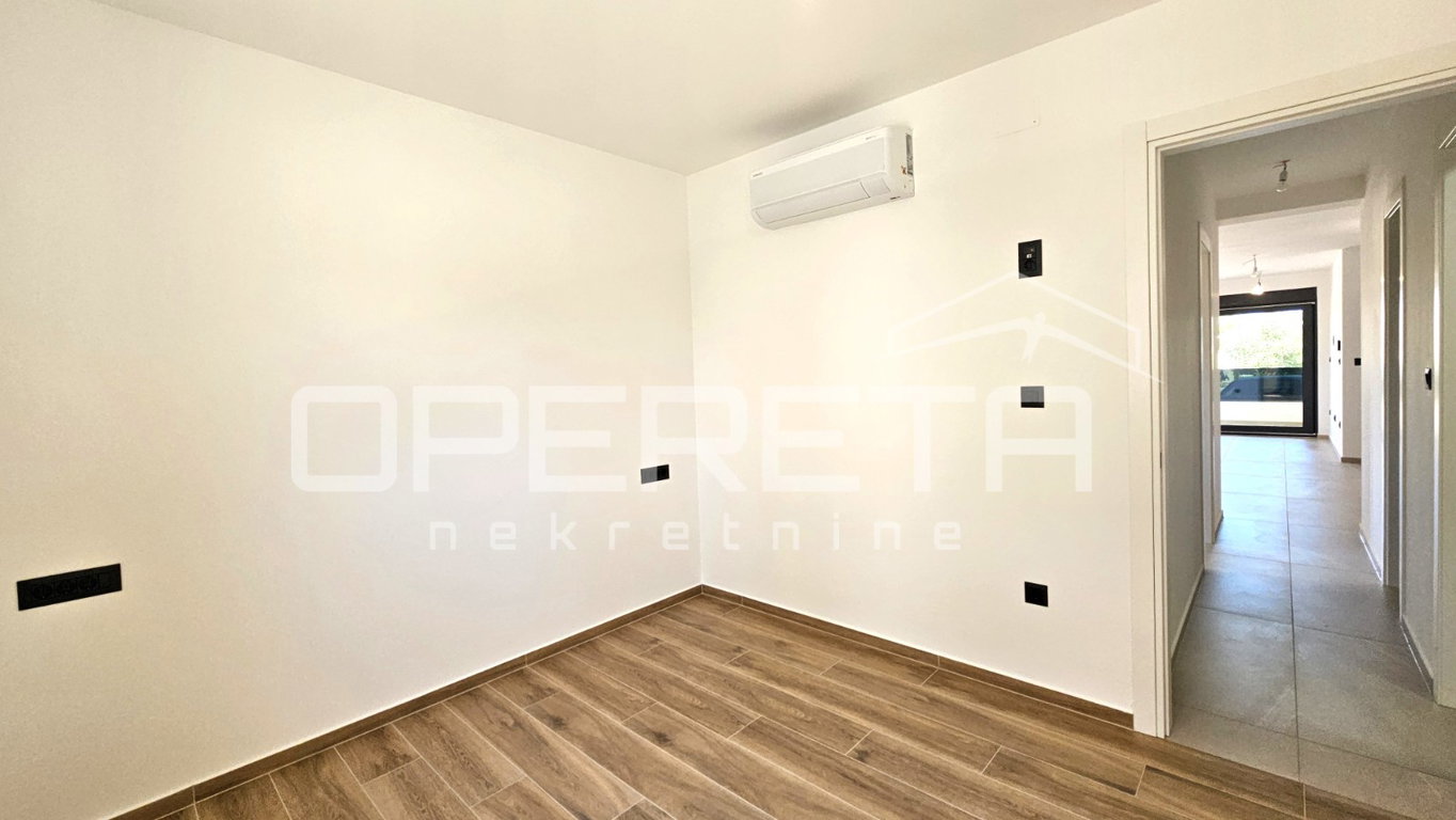 OPERETA 616396