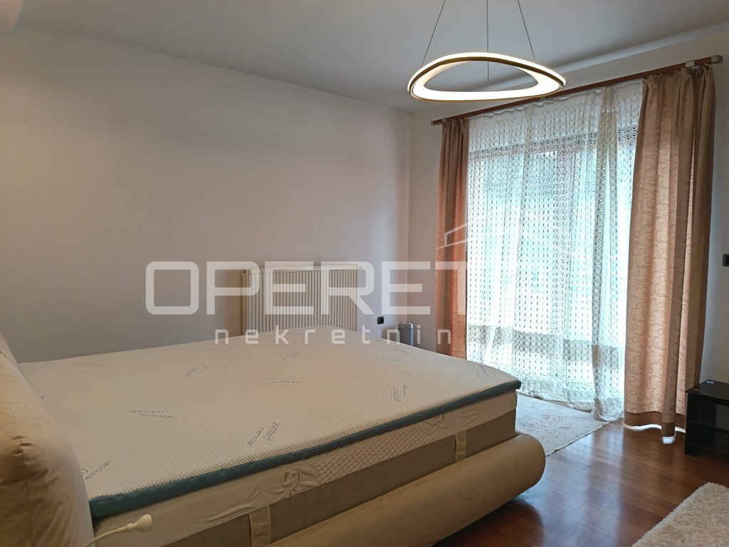 OPERETA 616608