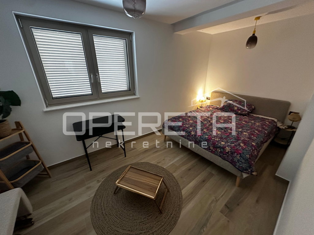 OPERETA 616845