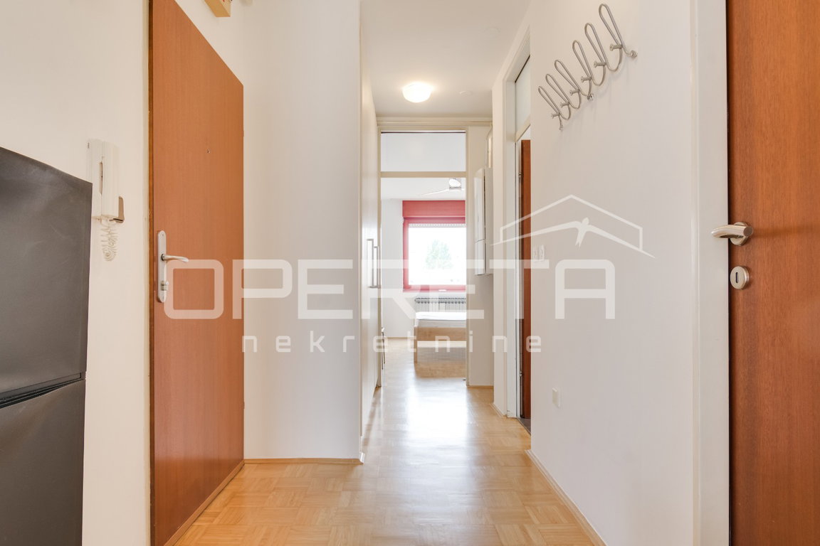 OPERETA 617584