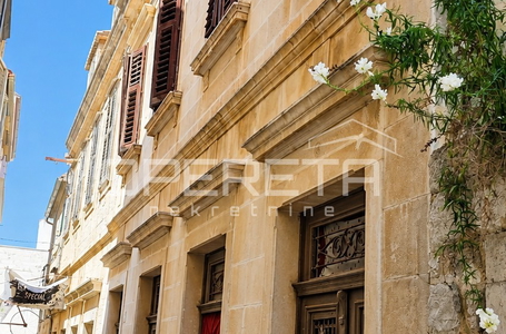 OPERETA 617795