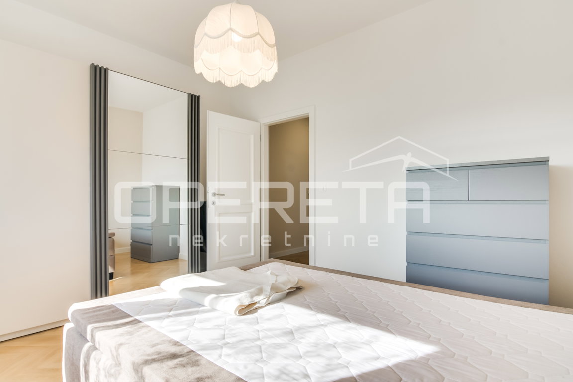 OPERETA 617945