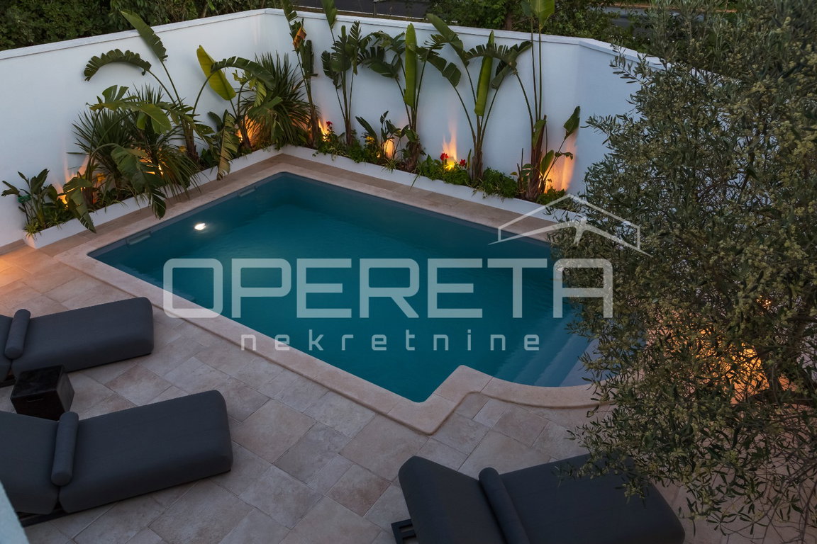 OPERETA 619027