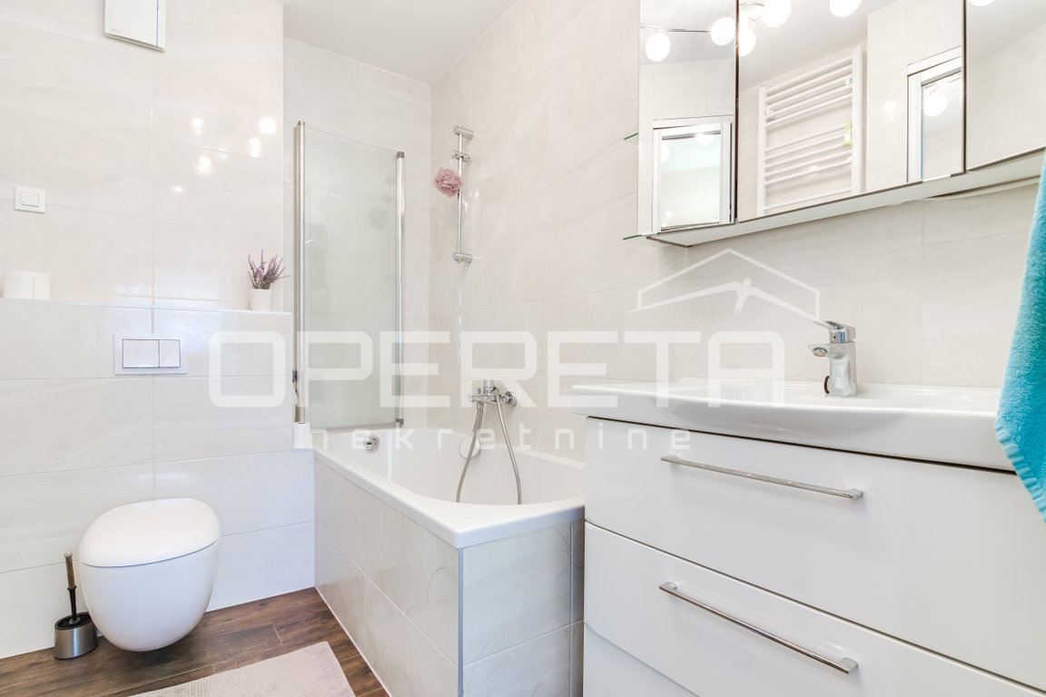 OPERETA 619056