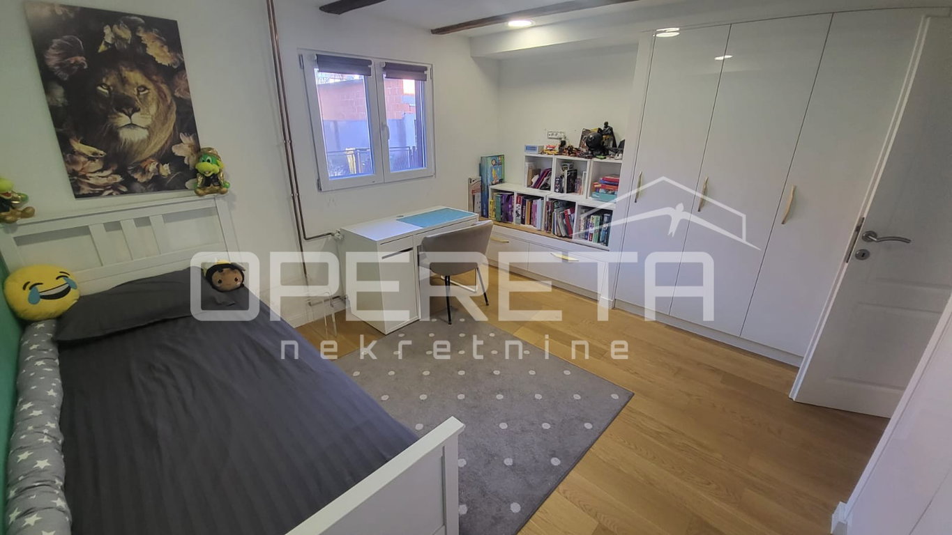OPERETA 619456