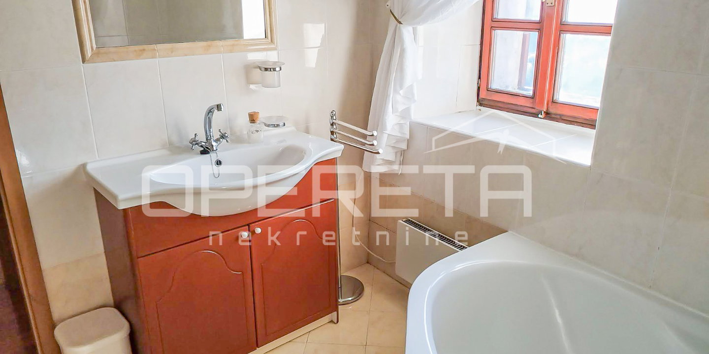 OPERETA 619493