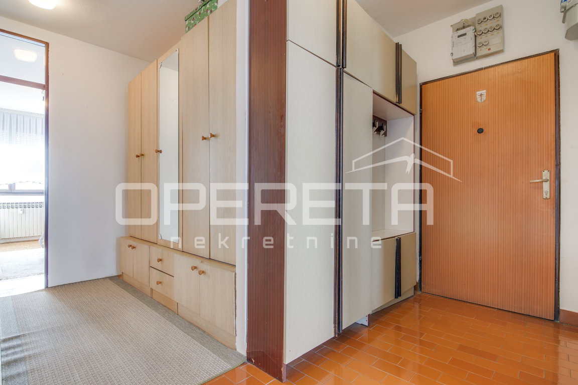 OPERETA 619560