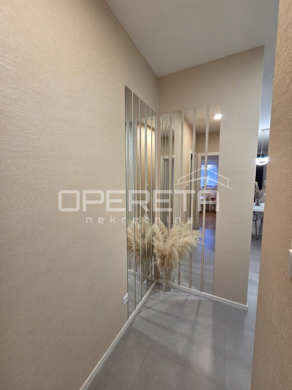 OPERETA 619668
