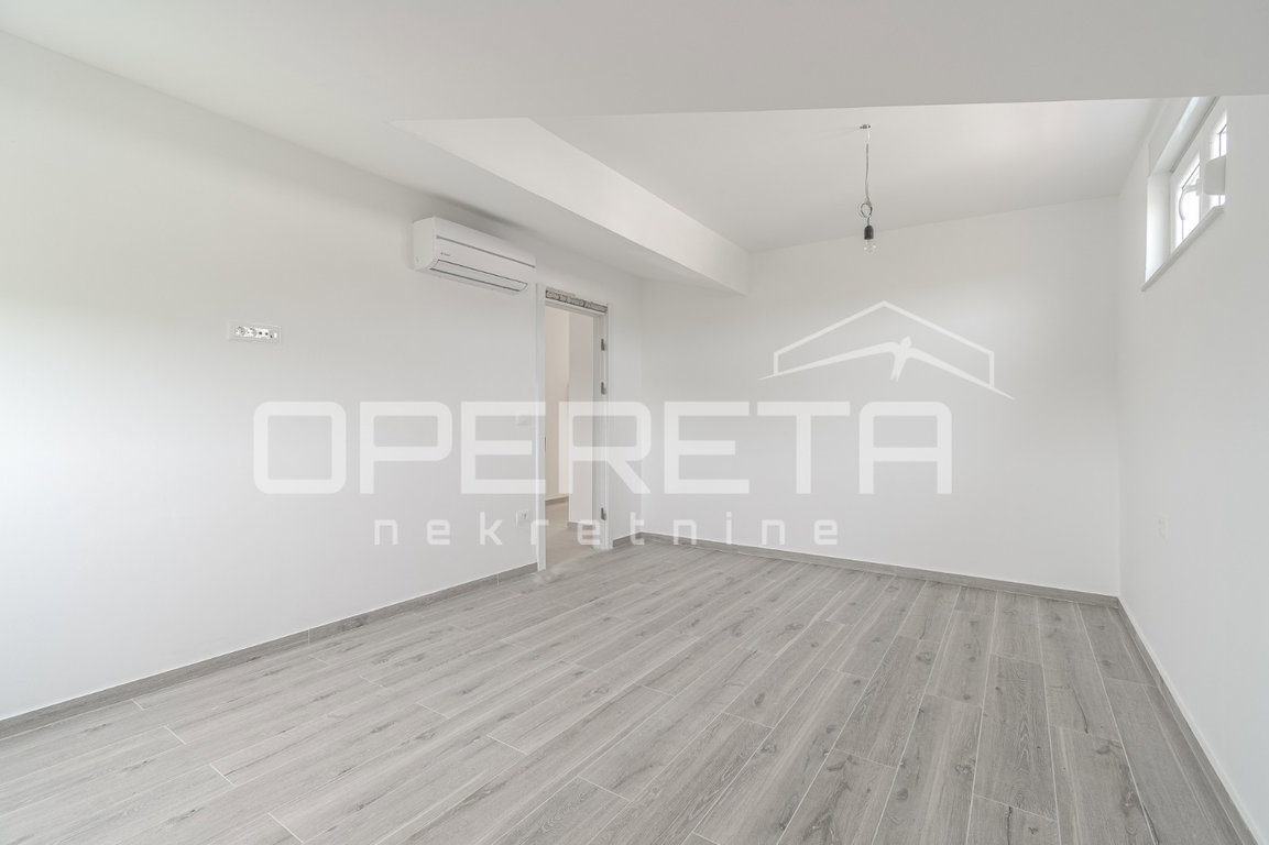 OPERETA 619779