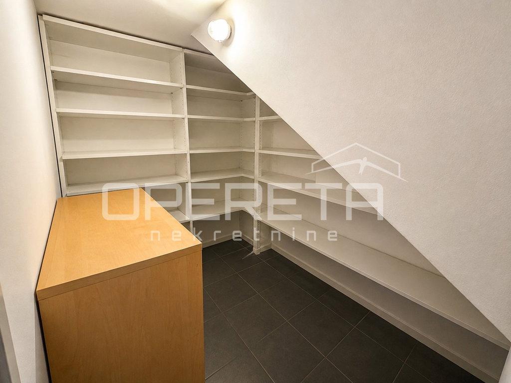 OPERETA 619957
